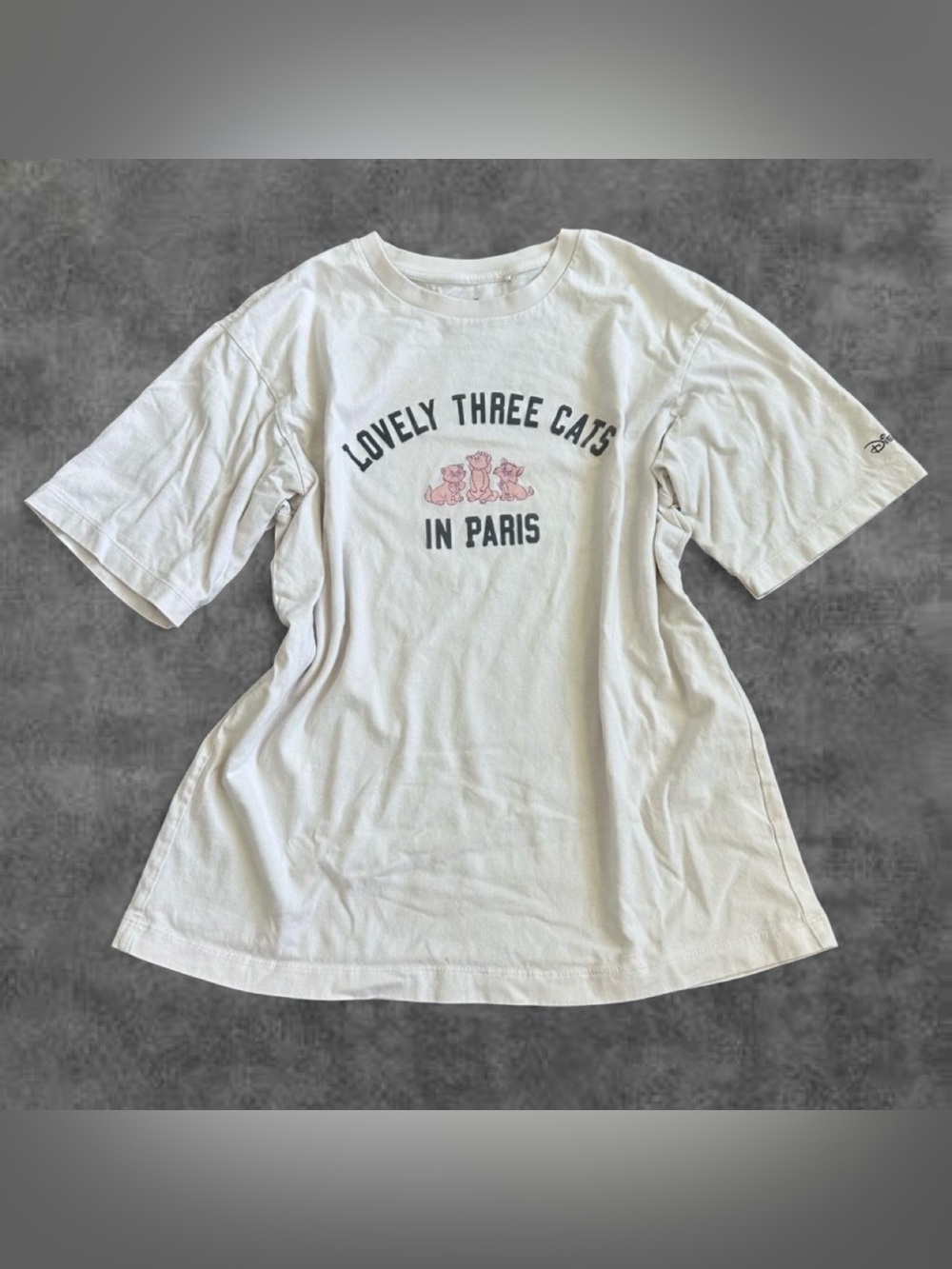 Uniqlo Disney Dearest Friends Tee
